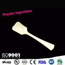 塑膠餐具-塑膠材料PS-榮紹塑膠射出成型工廠
